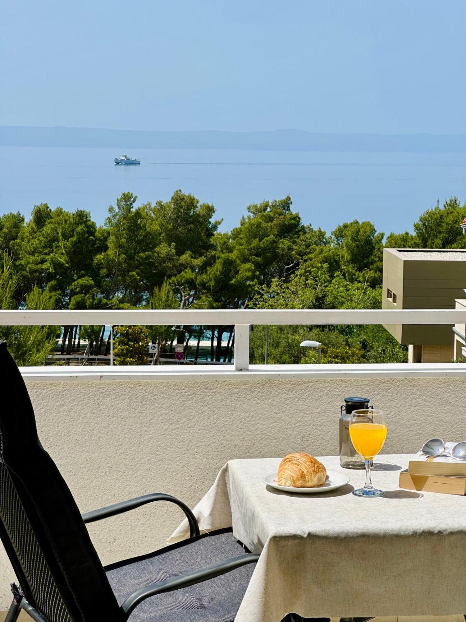 Penthouse Studio With Sea View Makarska Eksteriør billede