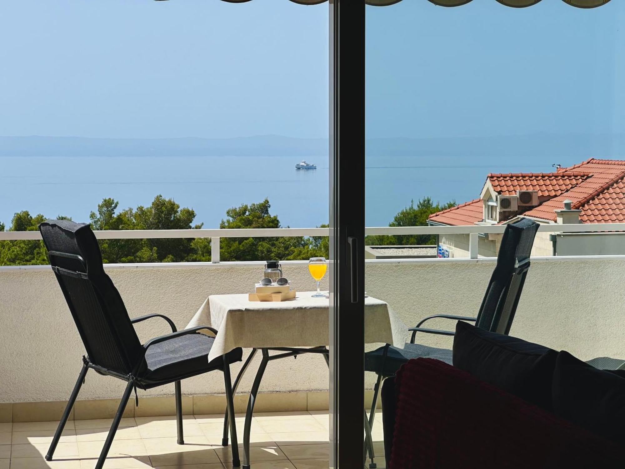 Penthouse Studio With Sea View Makarska Eksteriør billede